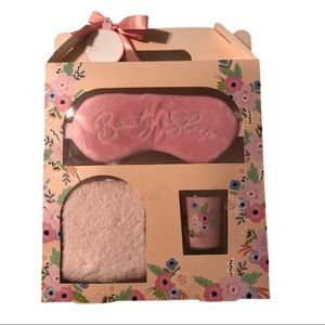 3 for $20- Tri-Coastal Design Mask. Socks. etc